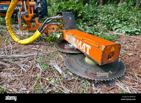 and garage equipment and tools. . Tractor mounted circular saw hedge cutter for sale